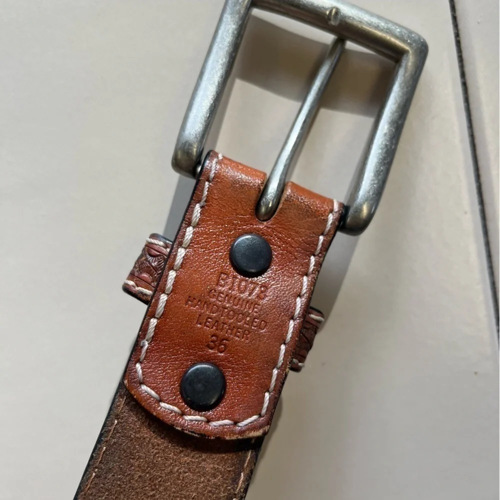 Badger Cowhide Belt